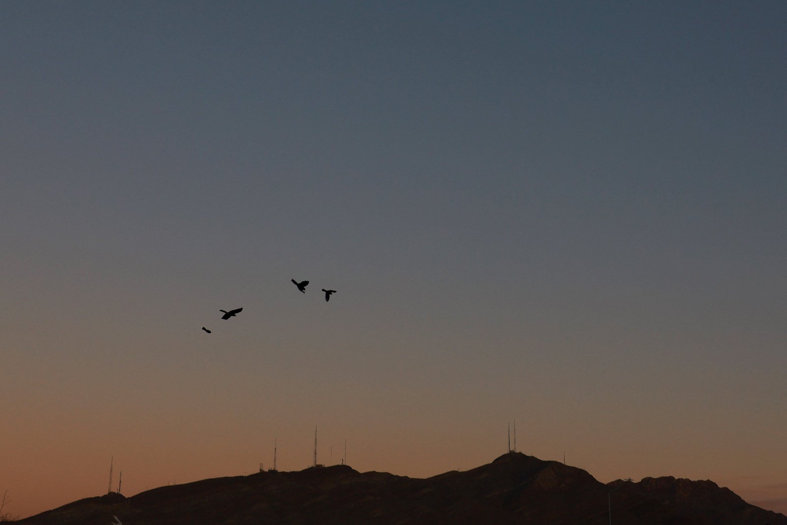 Confusion surrounds sudden El Paso airspace closure