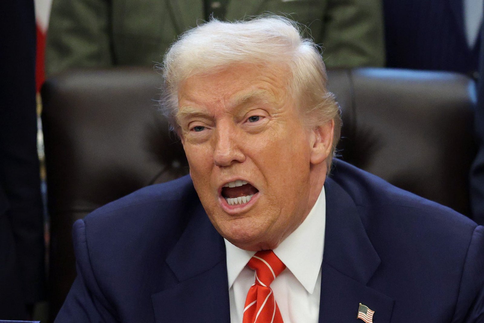 Madman President Promotes Racist Video of the Obamas as Apes