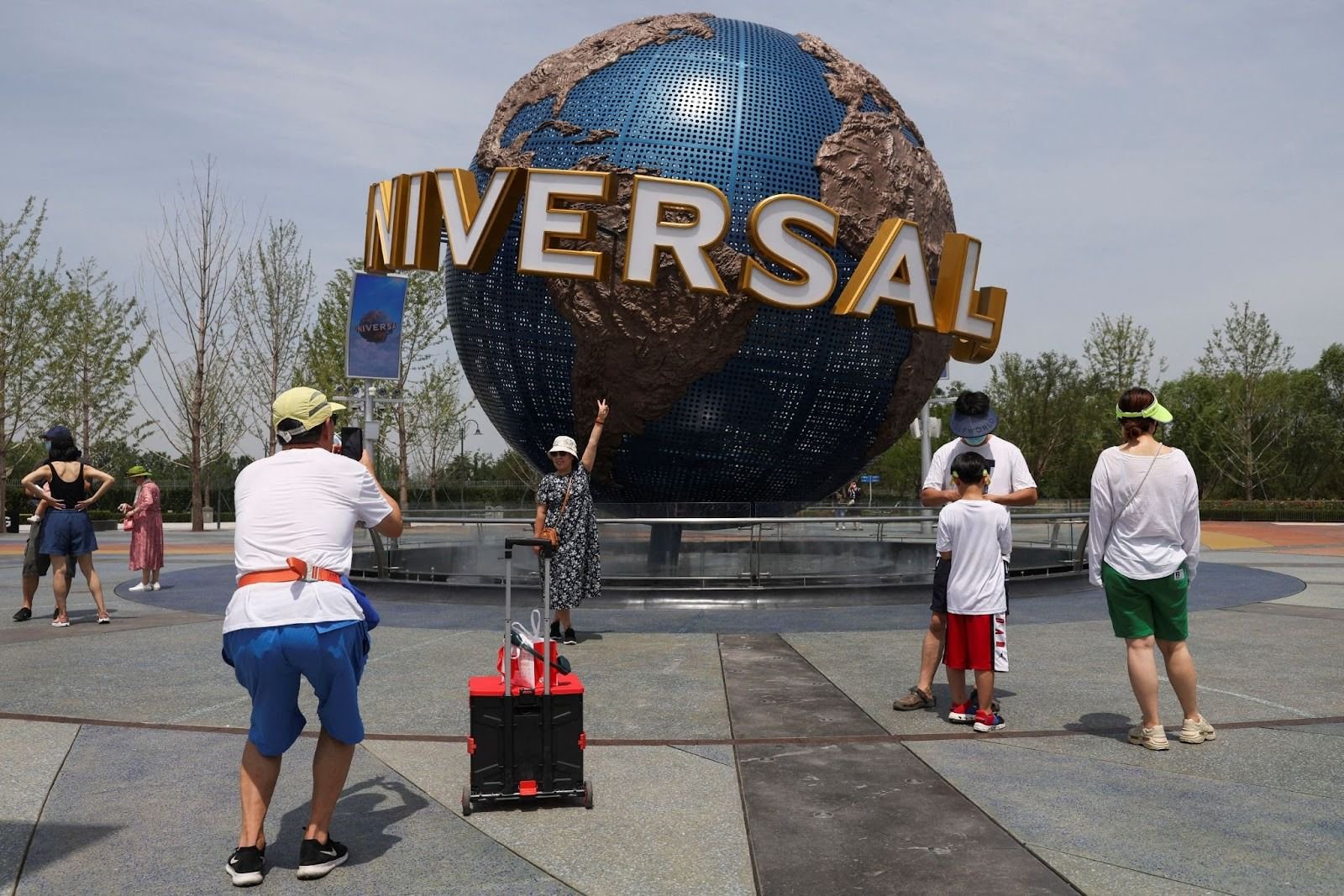 Universal Studios to build theme park in Saudi Arabia