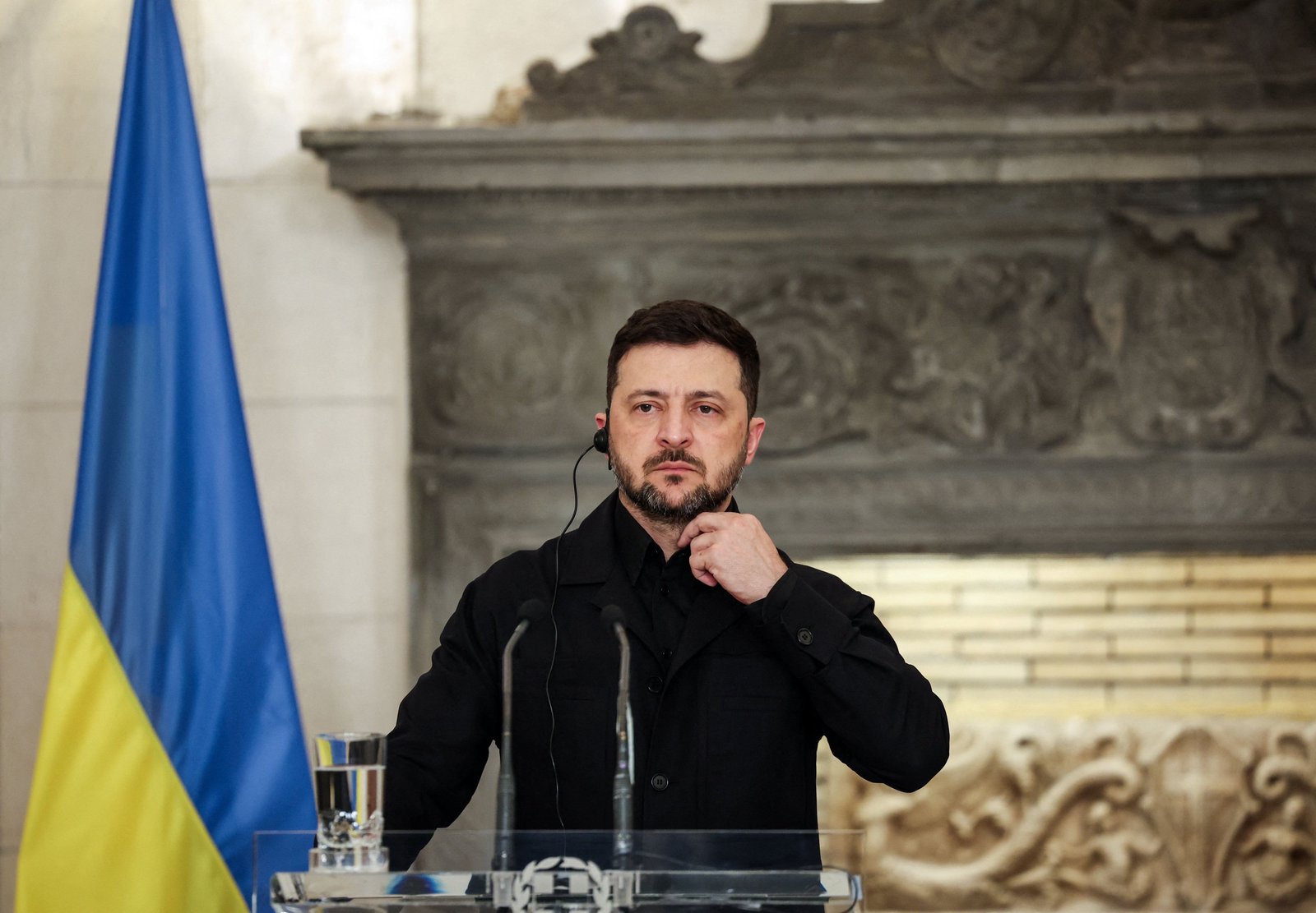 Zelenskyy vows to clean up energy sector after corruption allegations