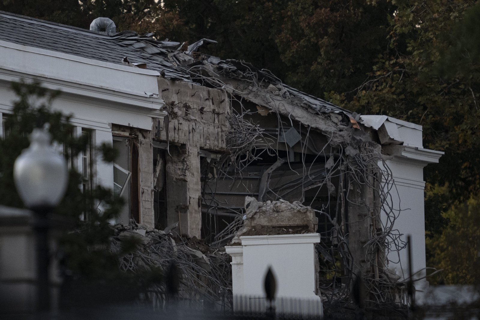 Seven Palestinians killed in new Israeli attacks on Gaza; Trump starts construction on privately funded $200 million White House ballroom