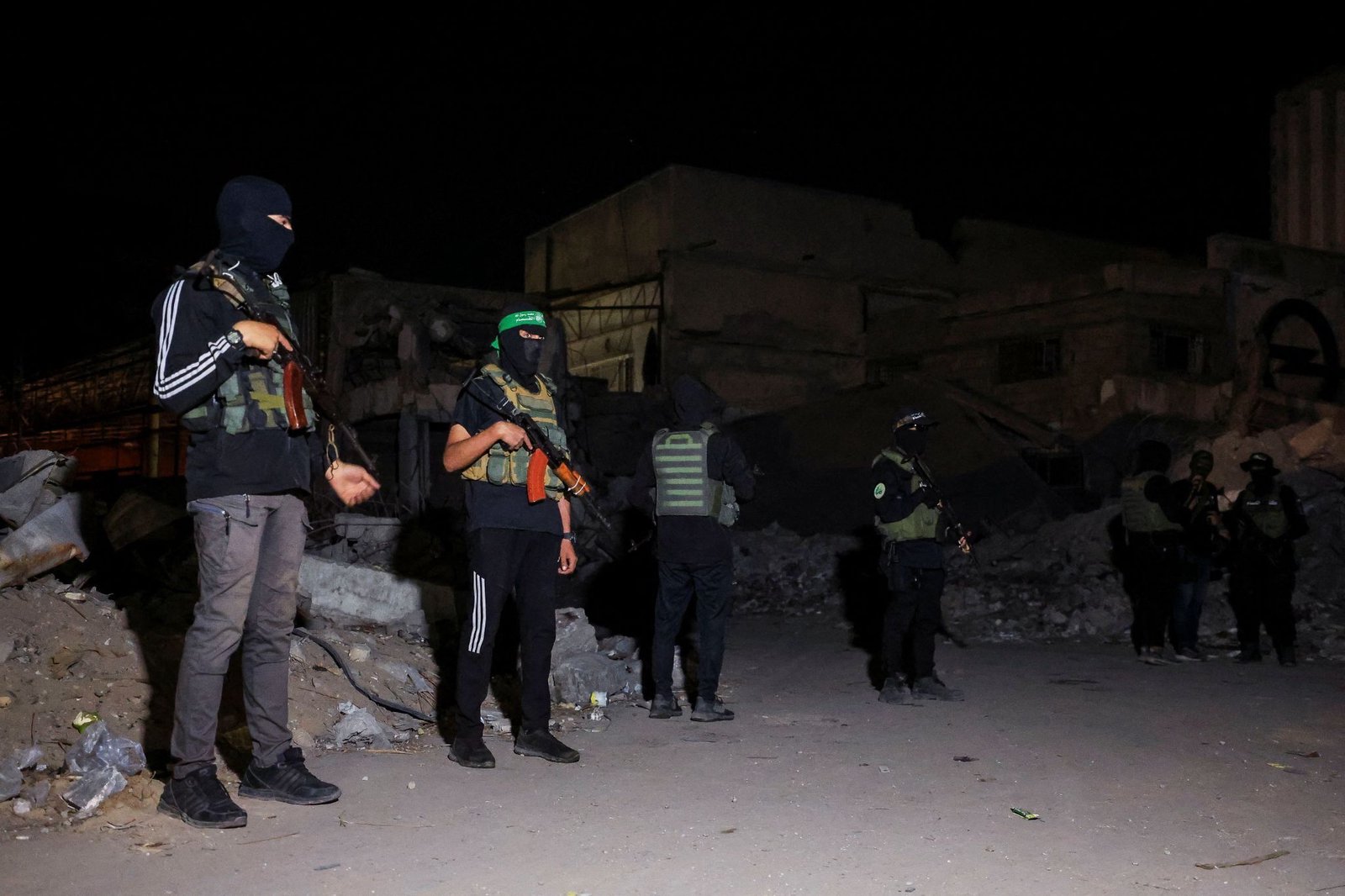 Hamas cracks down on rival groups in Gaza