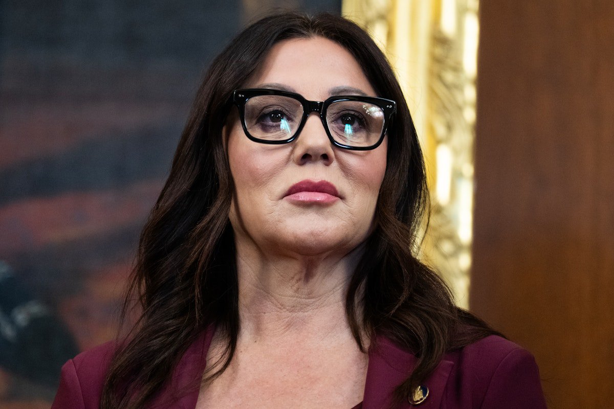 Trump Labor Sec.’s Husband Banned From Her Office Over Alleged Assault