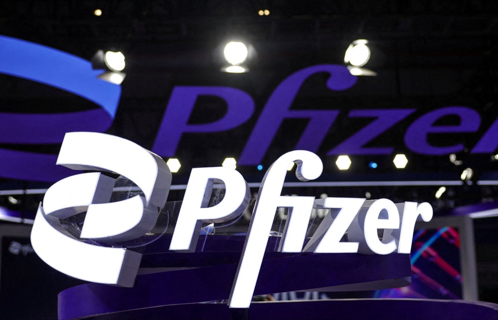 Pfizer wins bidding war for obesity drug startup