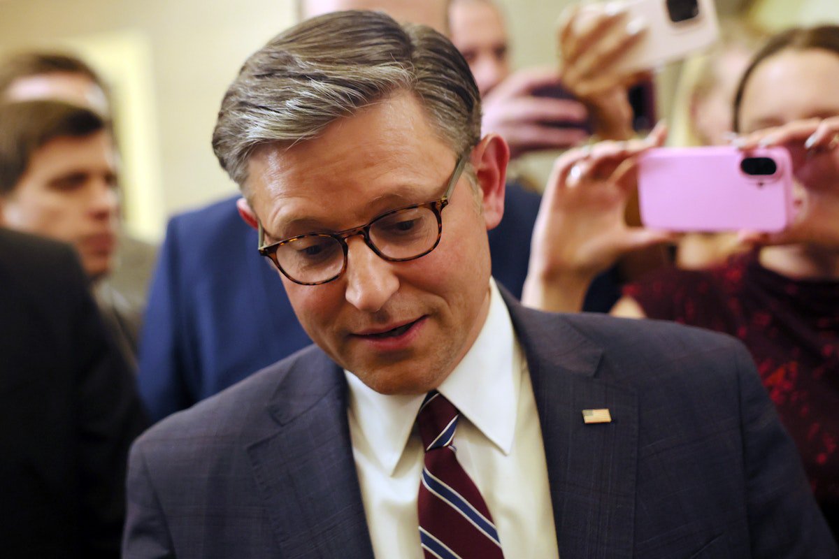 Mike Johnson Suddenly Knows Nothing on Pam Bondi Spying on Lawmakers