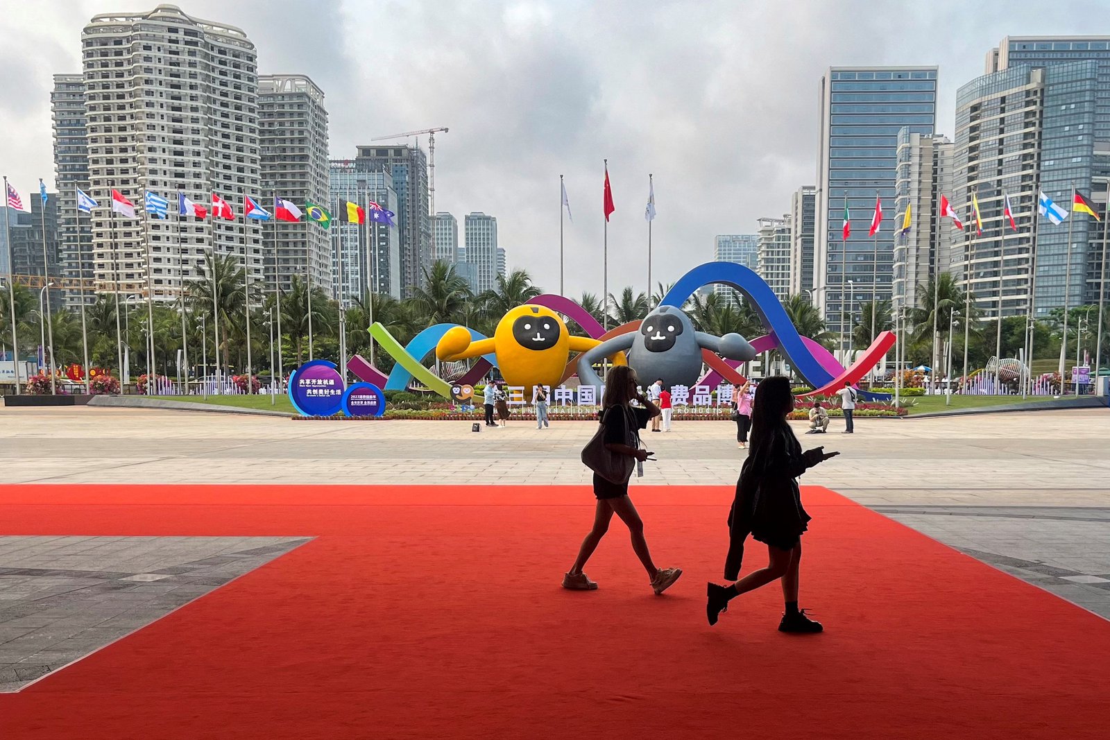 Beijing ups global trade push by designating new duty-free island