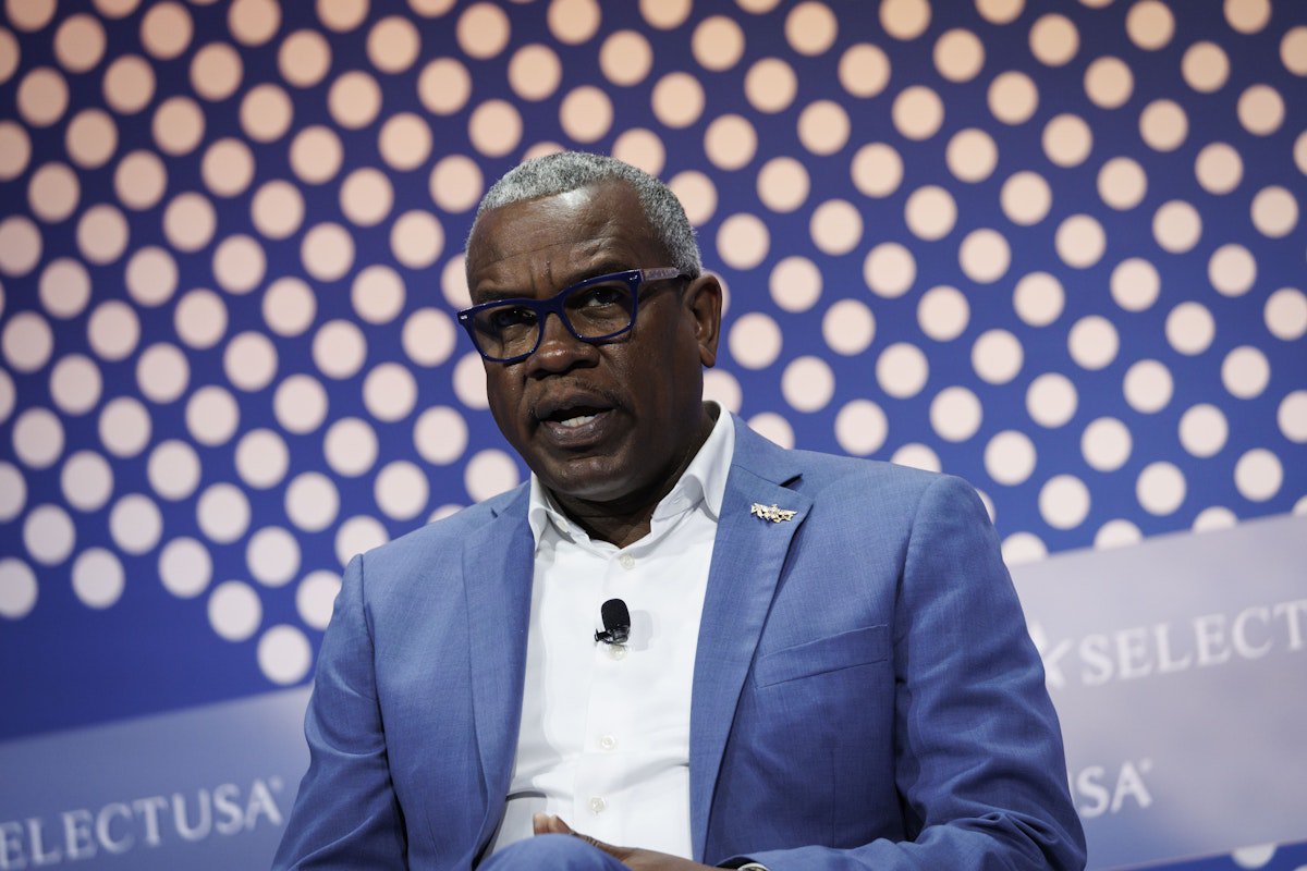 Epstein Relationship With Virgin Islands Governor Exposed in New Texts