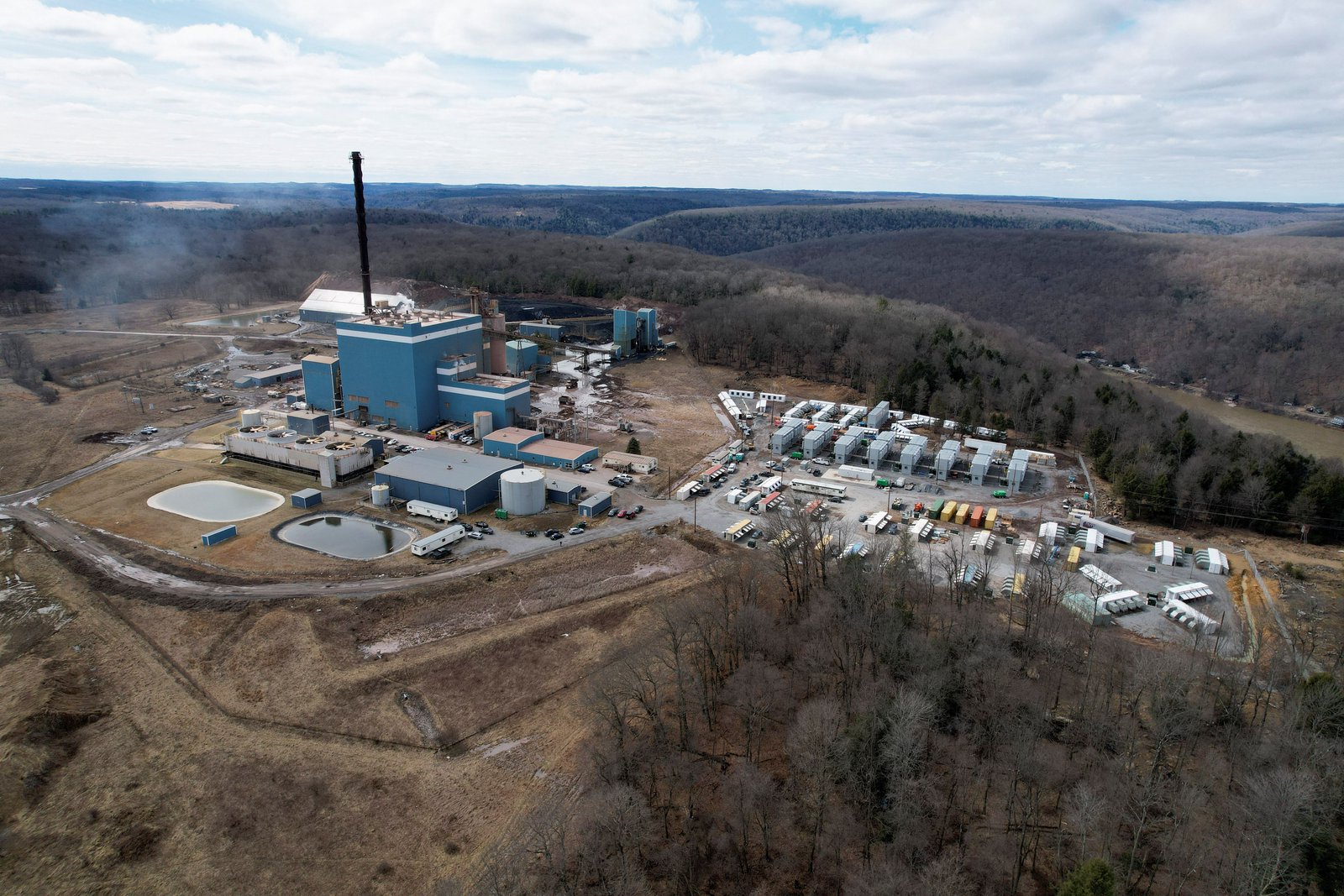 UAE telecom customers mine Bitcoin through phone plans