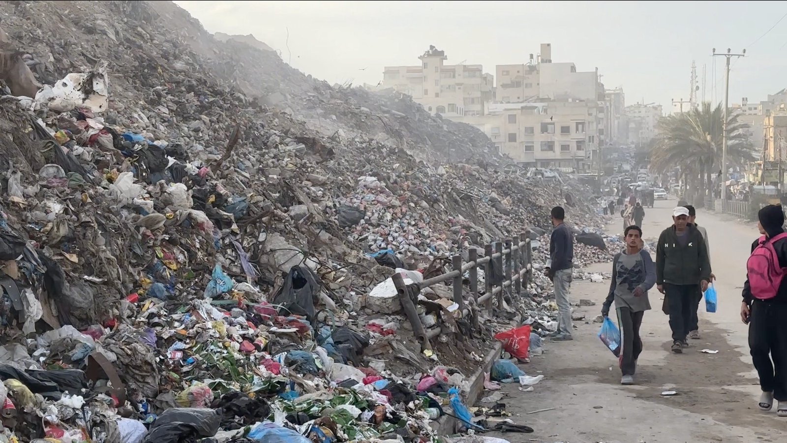 Garbage Is Poisoning Gaza