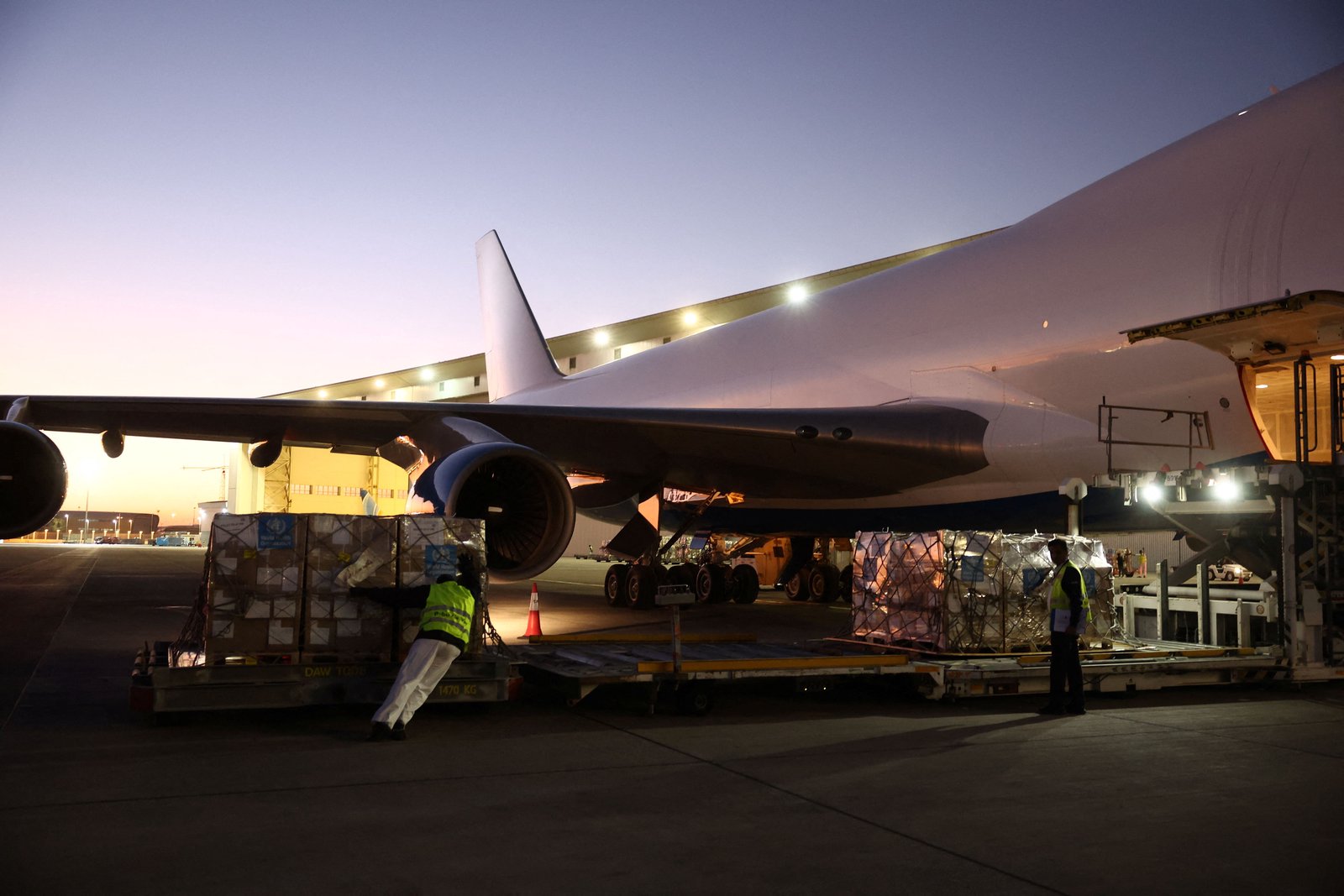 Dubai squeezes in more flights thanks to AI