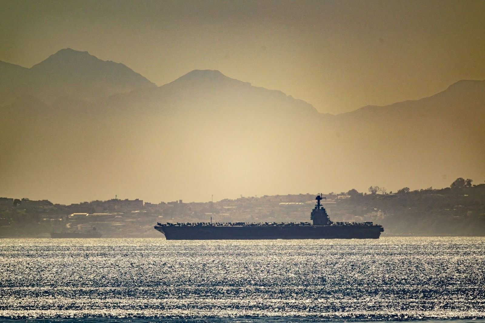 US, Iran meet for last-ditch talks