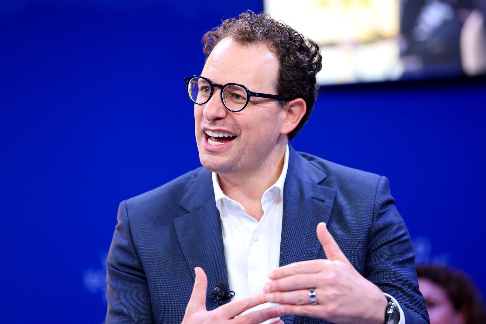 OpenAI, Anthropic should focus on their own success than chase each other