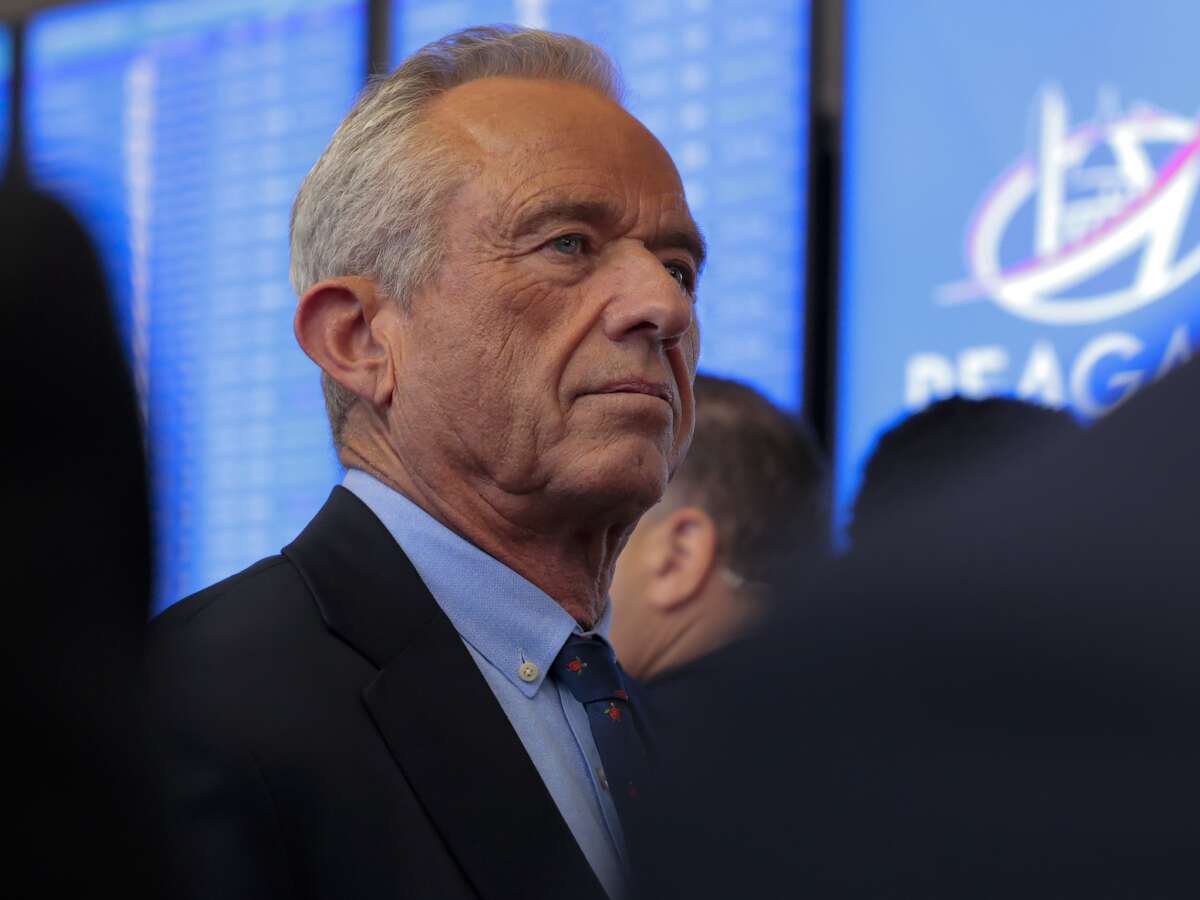 CDC Slashes Vaccine Recommendations for Children, Alarming Health Experts