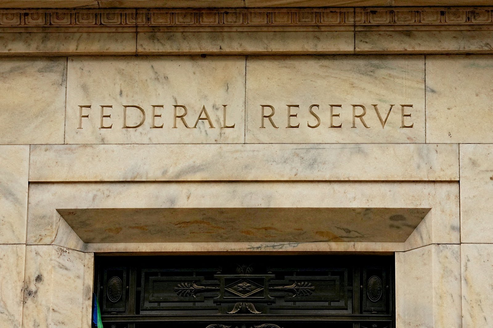 Federal Reserve kicks off meeting ahead of expected rate cut