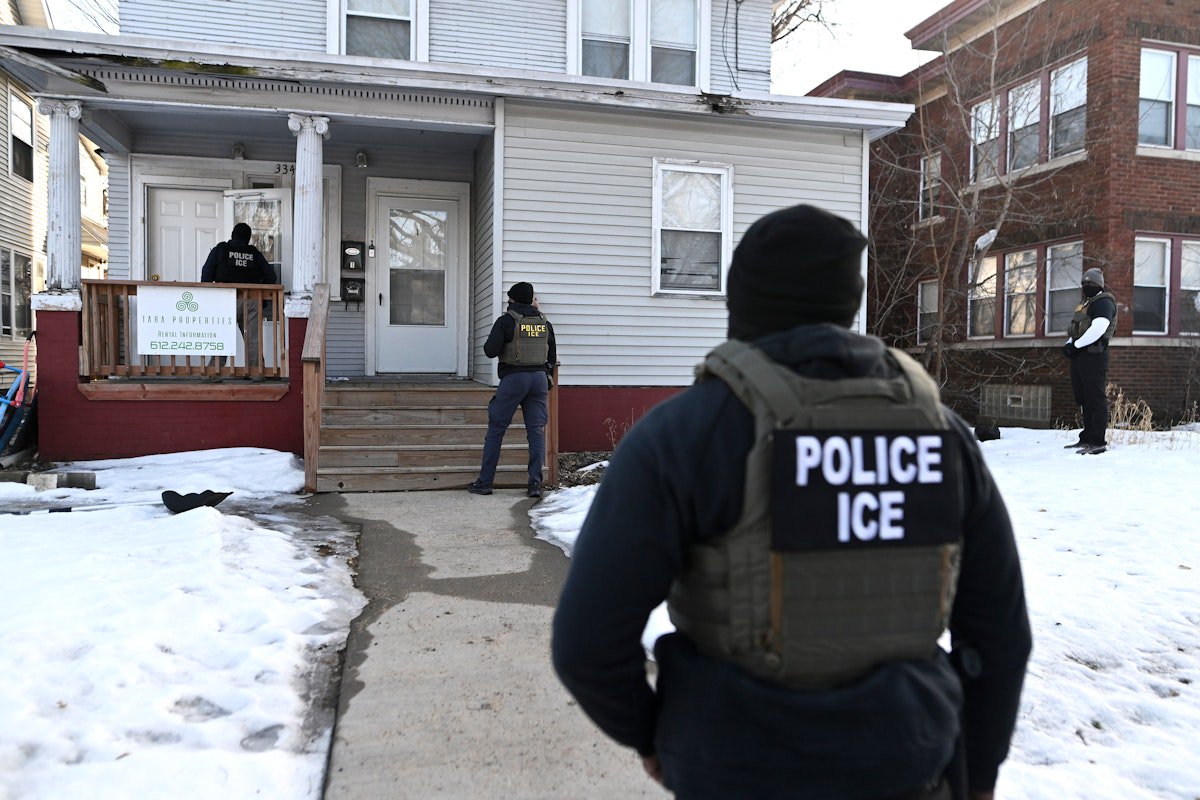 Democrats Have Much to Gain—and Nothing to Fear—From Attacking ICE 