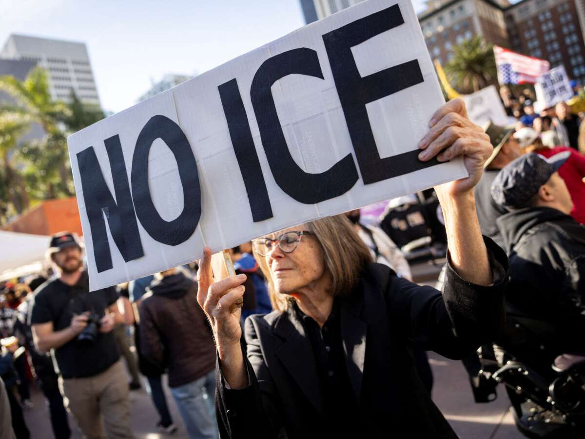 6 in 10 Americans Say They’re Skeptical of Fed Inquiry Into ICE Agent’s Killing of Renee Good