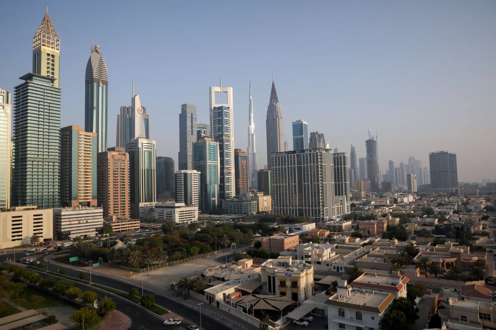 UAE surges as a global investor as Saudi net outflows stall