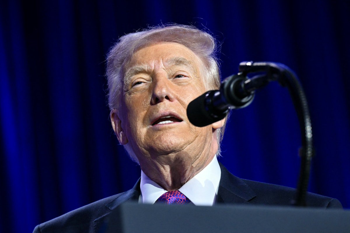 Trump Deletes Ape Obamas Video After Claiming He Did Nothing Wrong