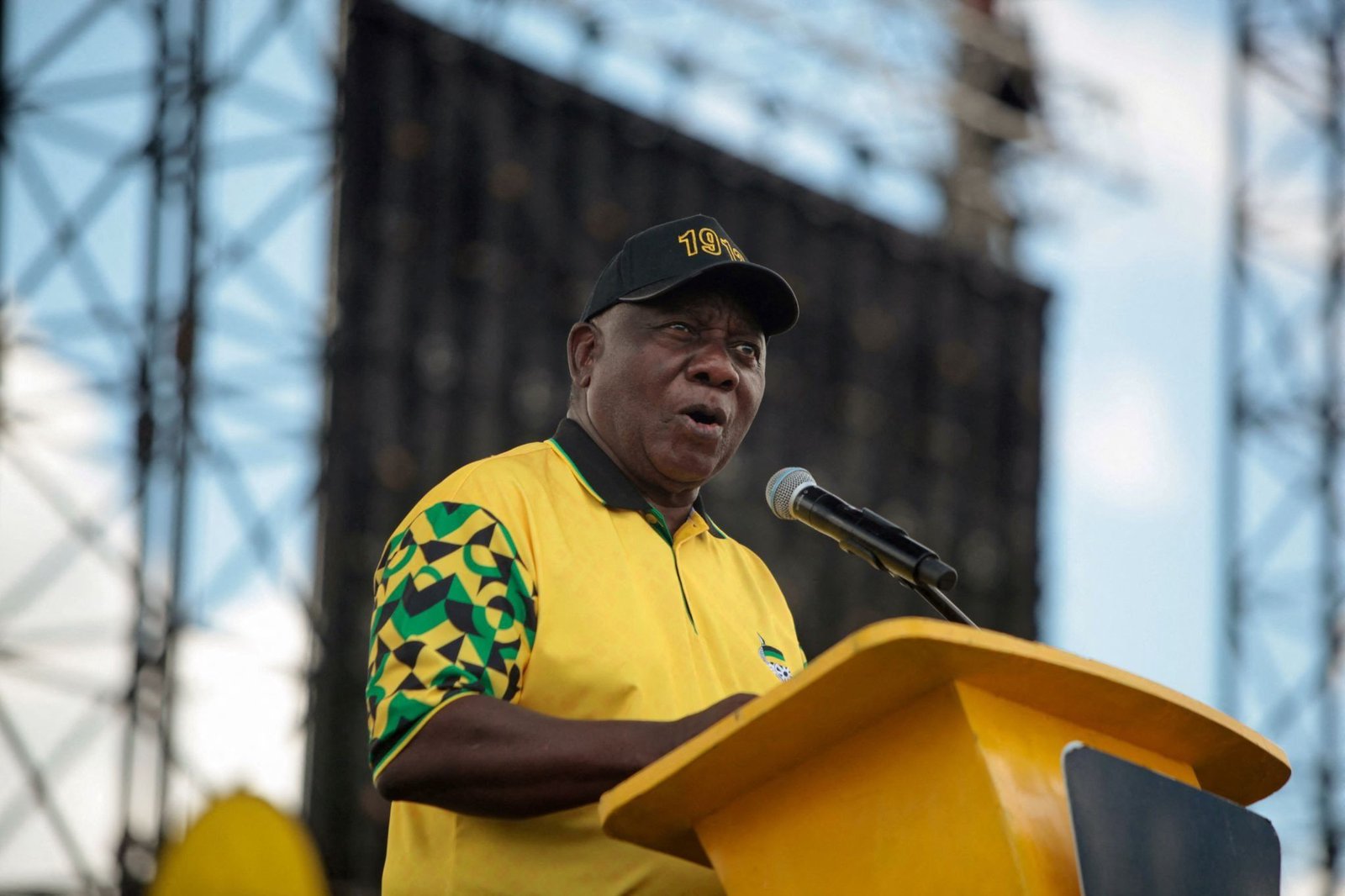 Ramaphosa warns ANC must improve local services ahead of elections