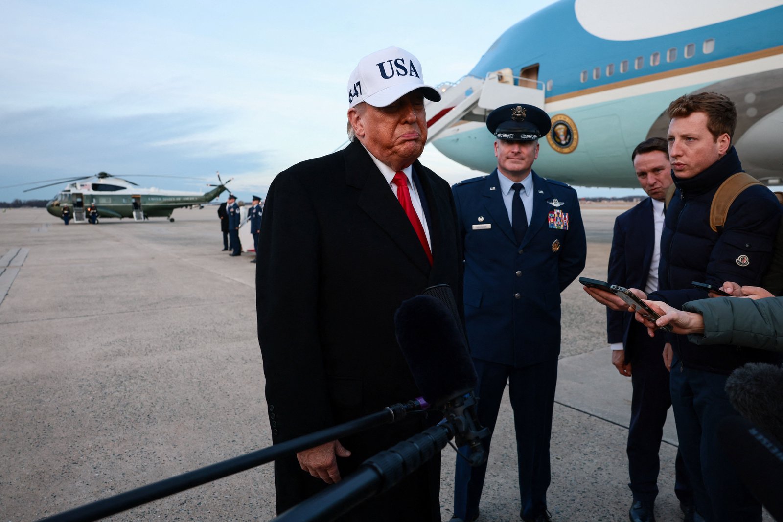 Trump’s economic pivot becomes a battle against his own party