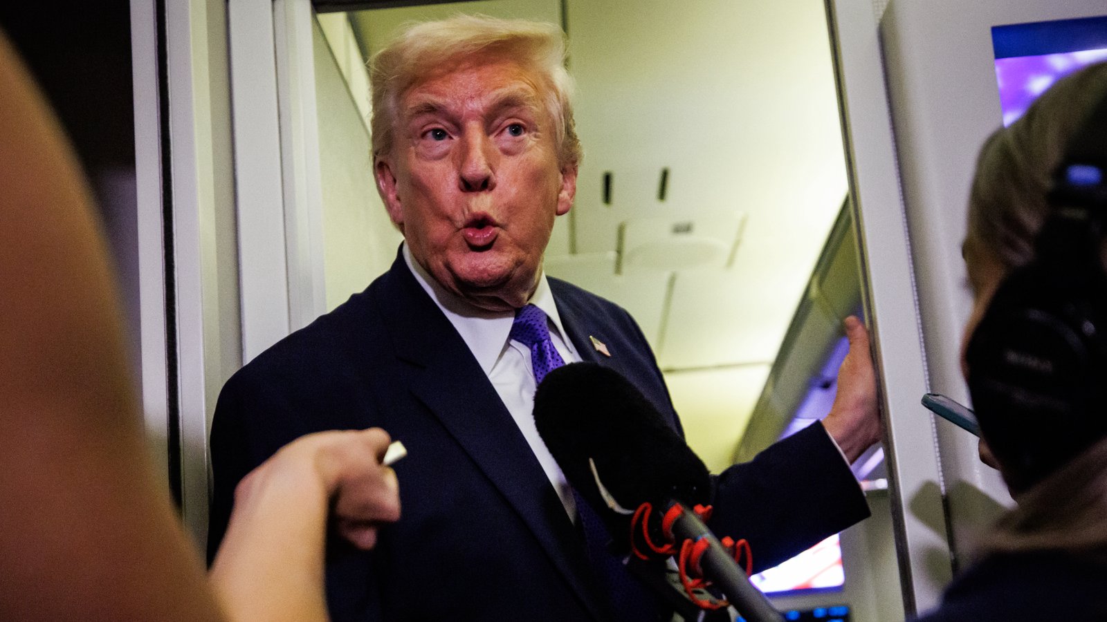 JD Vance Booed at Winter Olympics Amid Anti-ICE Protests