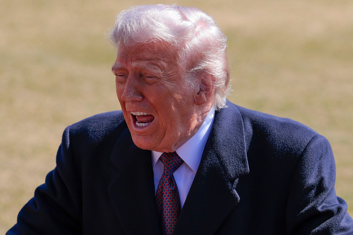 As Trump Goes Wildly Awry on Economy, Fox Quietly Bursts His Bubble