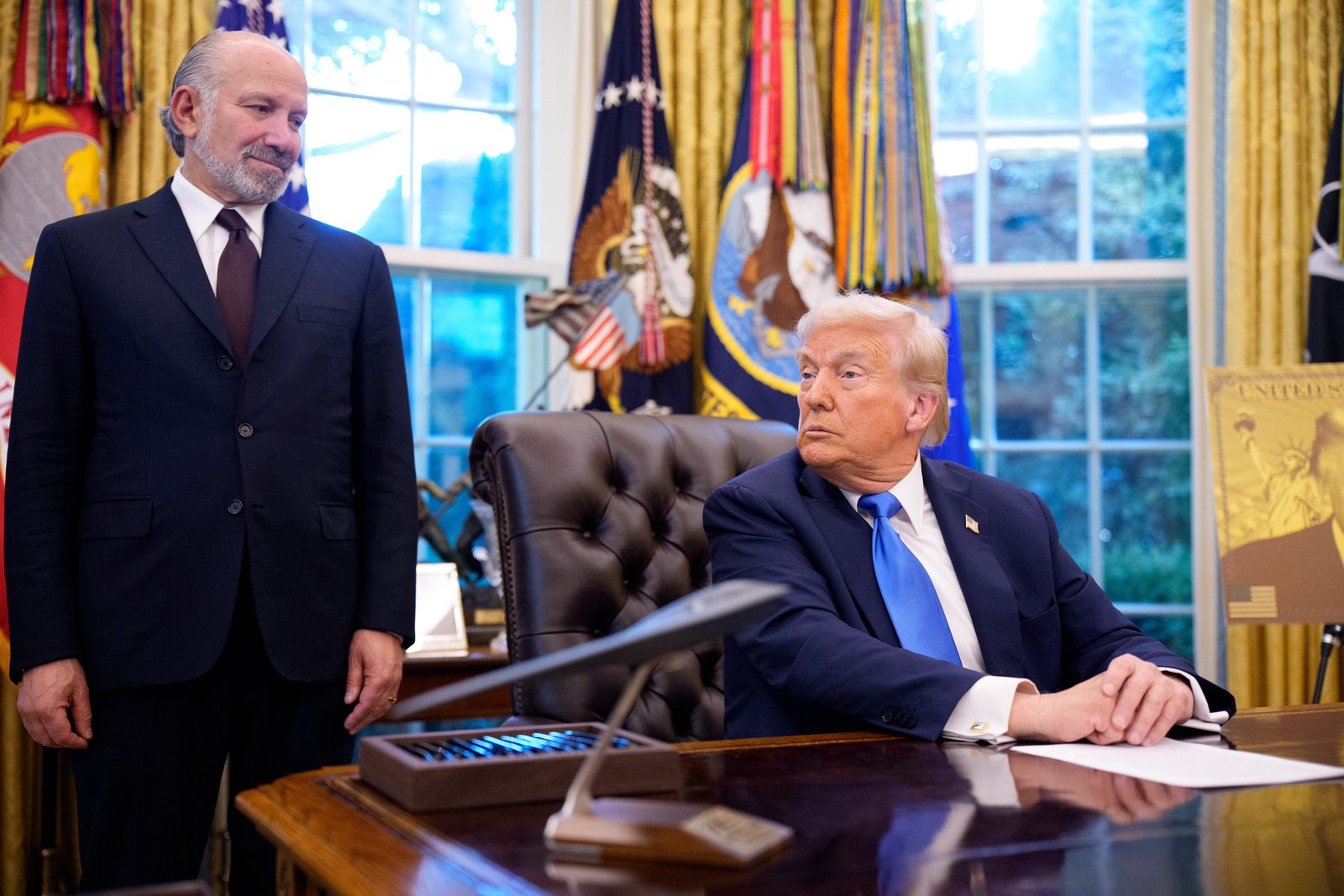 ‘F***ing Dumbass’: Trump Officials Want Howard Lutnick Sidelined After Epstein Comments