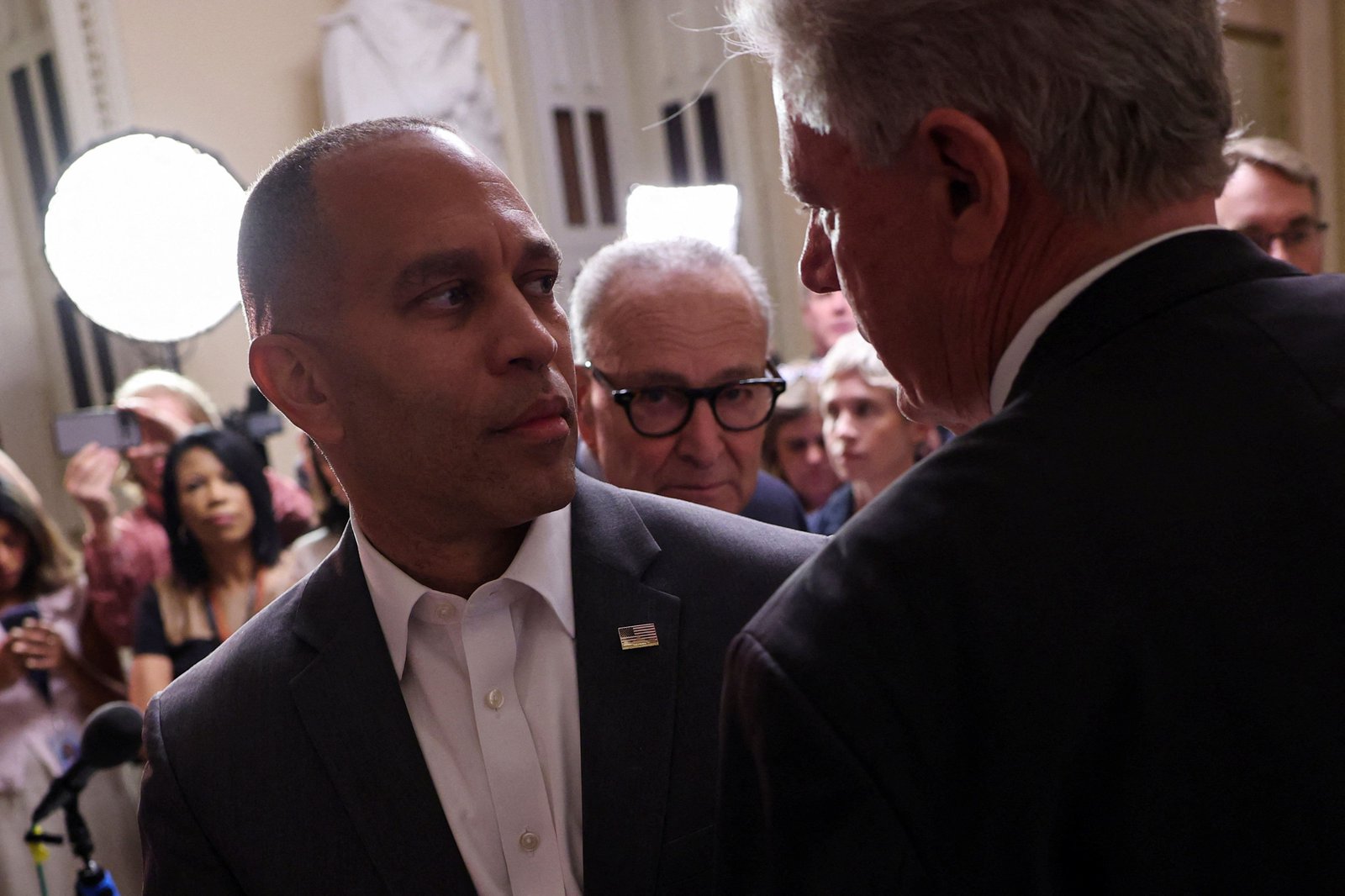 Trump scraps talks with Democratic leaders amid GOP blowback