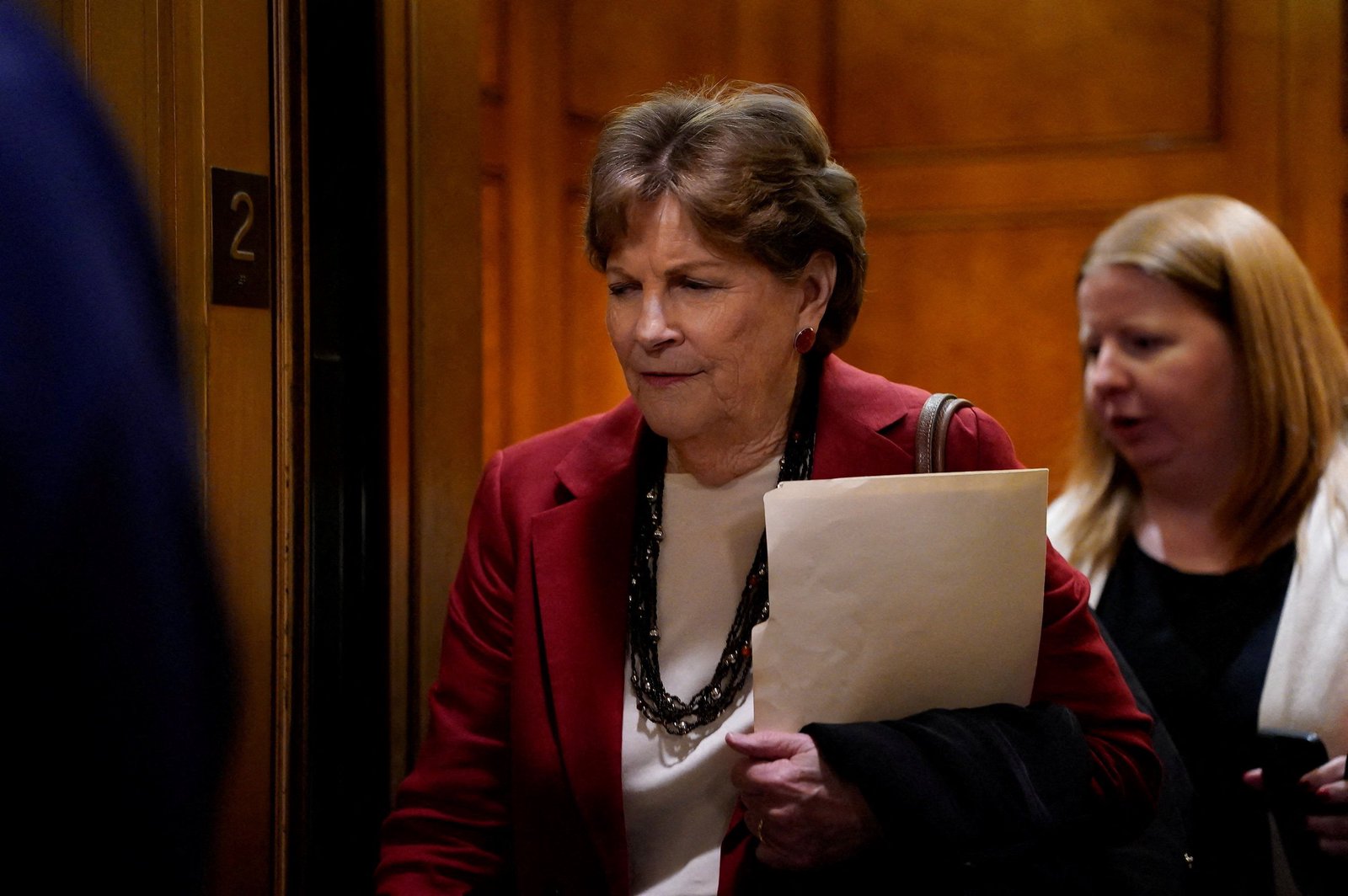 Senate tries to close deal on health subsidies