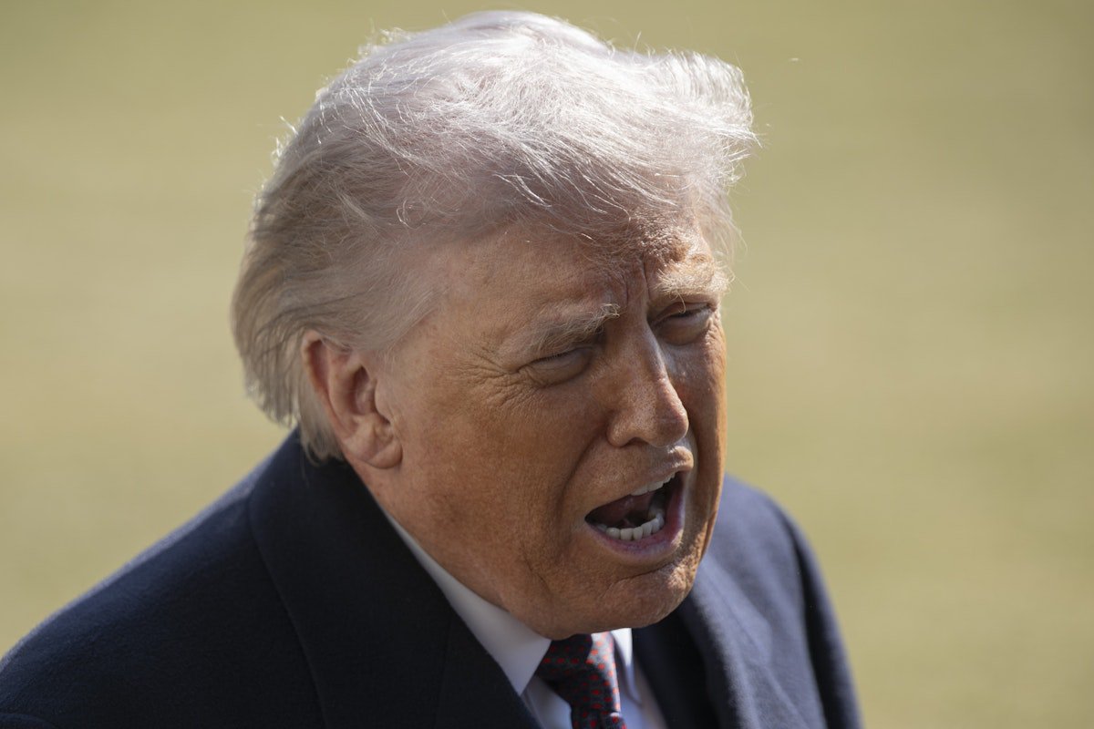 Trump Hit by Damning Leaks on Iran Decision as Polls Turn Brutal Fast