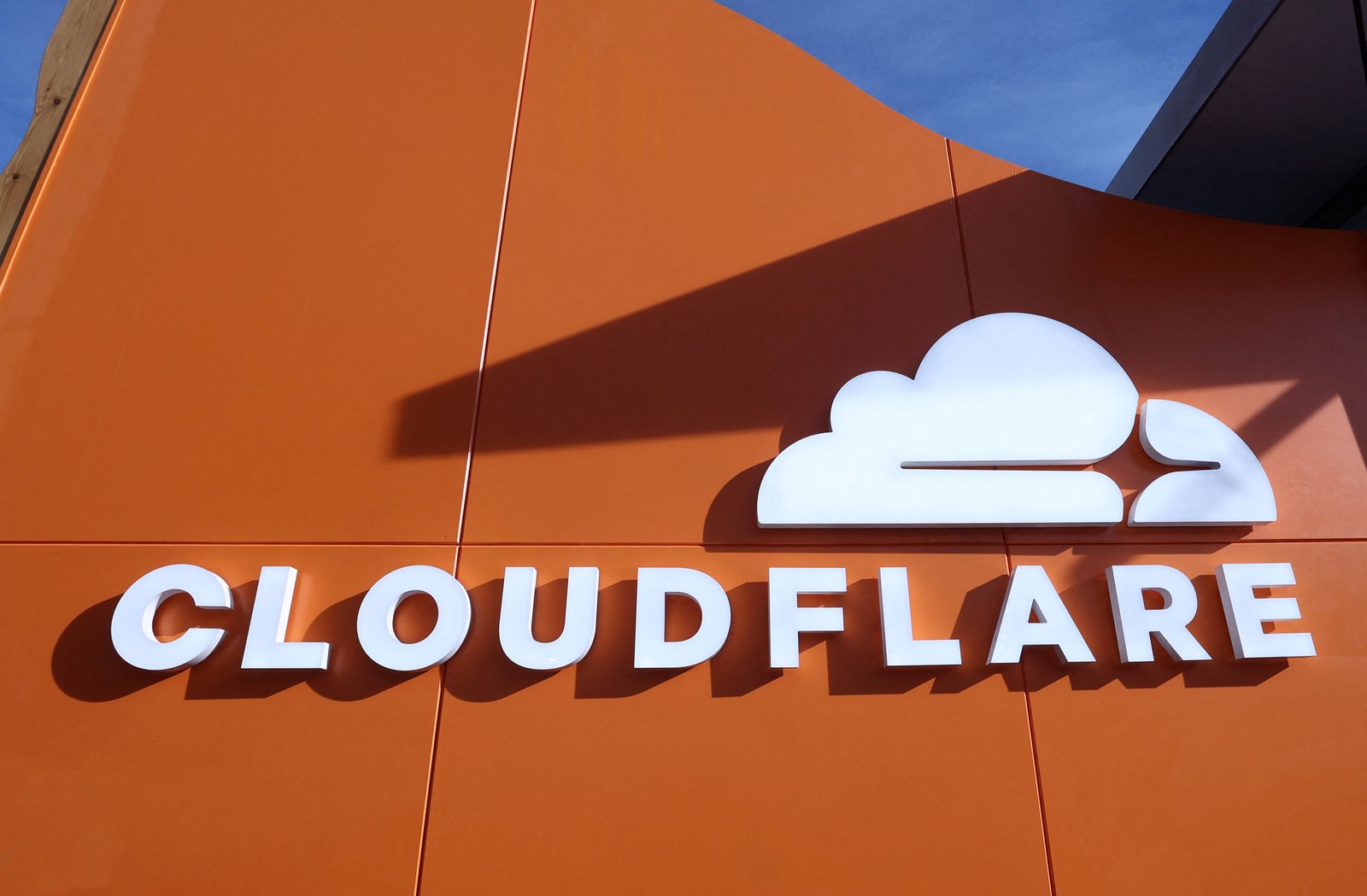 Cloudflare outage takes down large parts of the internet