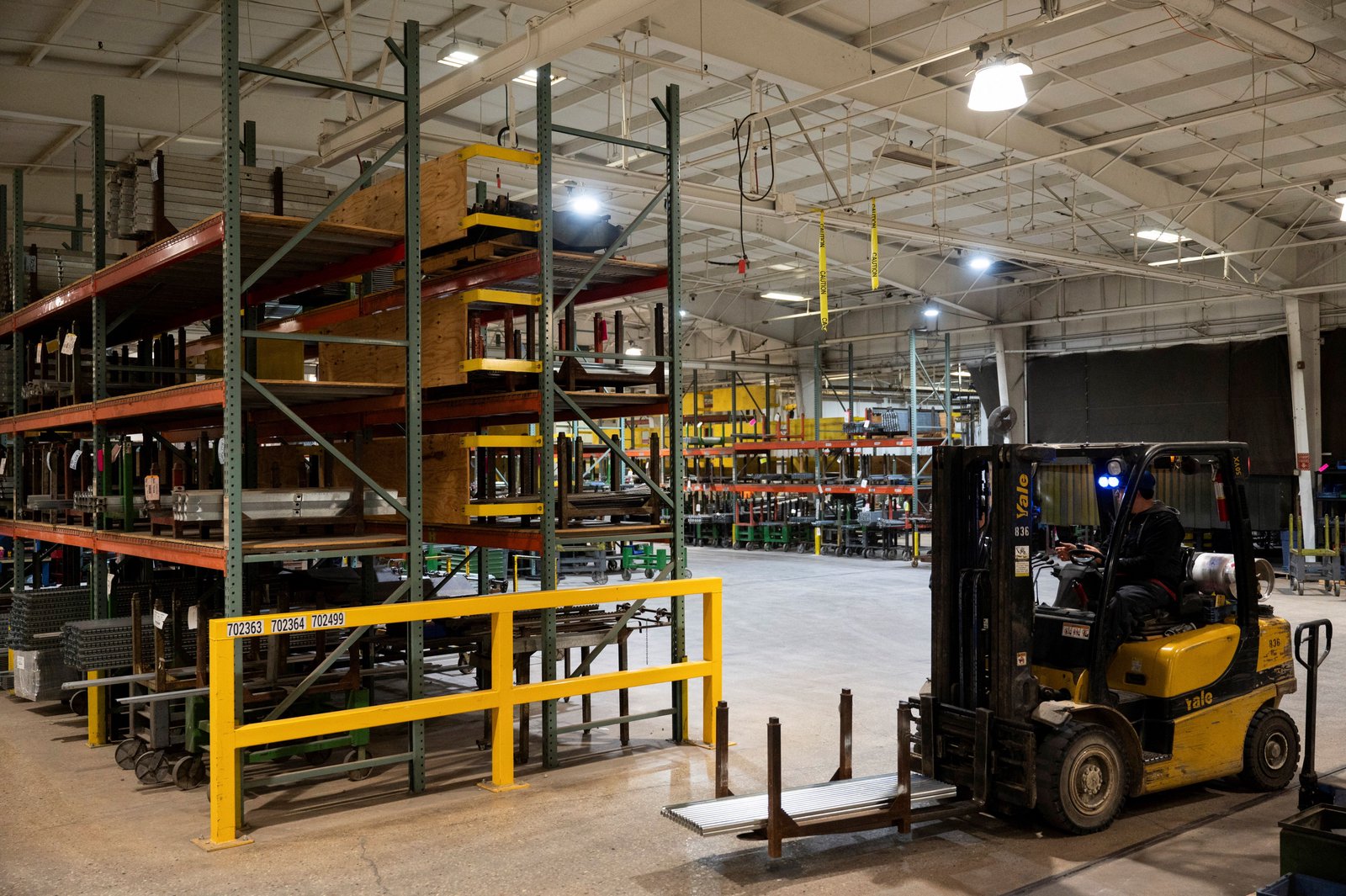 US sees unexpected hiring surge in September, though concerns remain